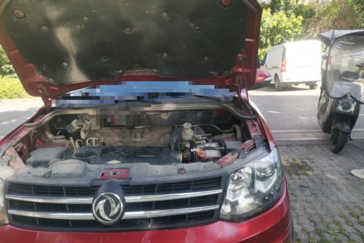 Used Dongfeng Fengon 360 2015 1.5L Manual Comfort 7-Seater China IV Standard Engine Bay Left