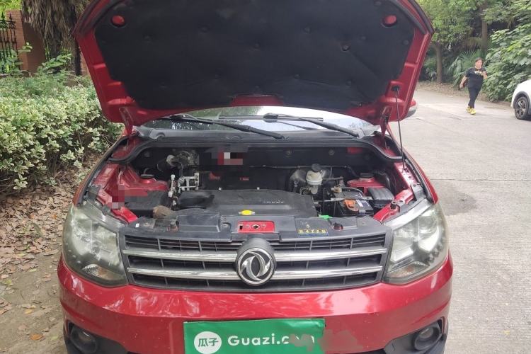 Used Dongfeng Fengon 360 2015 1.5L Manual Luxury 7-Seater China IV Standard Engine Bay