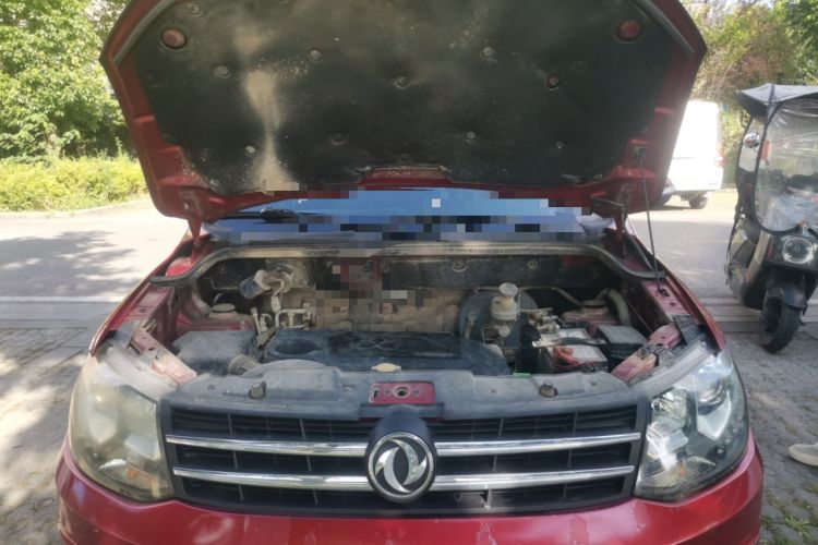 Used Dongfeng Fengon 360 2015 1.5L Manual Comfort 7-Seater China IV Standard Engine Bay