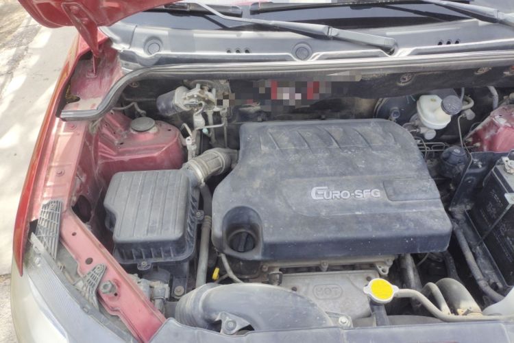 Used Dongfeng Fengon 360 2015 1.5L Manual Comfort 7-Seater China IV Standard Engine Bay Right