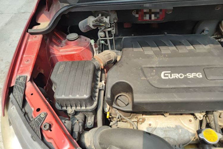 Used Dongfeng Fengon 360 2015 1.5L Manual Comfort II 7-Seater Engine Bay Right