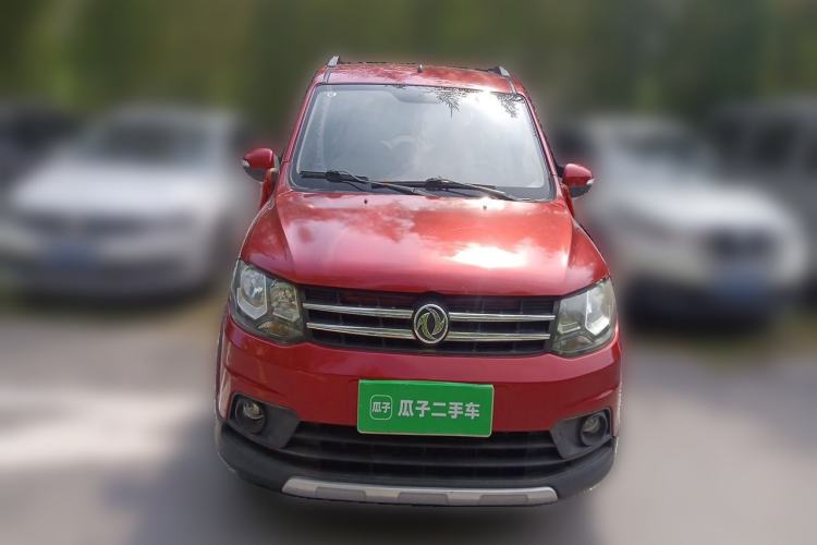 Used Dongfeng Fengon 360 2015 1.5L Manual Comfort II 7-Seater Front
