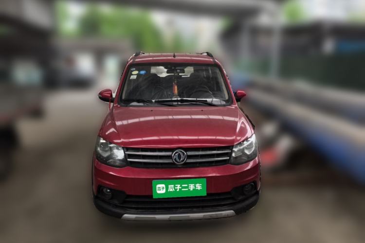 Used Dongfeng Fengon 360 2015 1.5L Manual Luxury 7-Seater China IV Standard Front