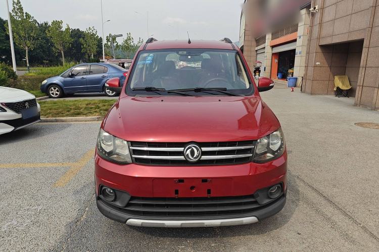 Used Dongfeng Fengon 360 2015 1.5L Manual Luxury 7-Seater China IV Standard Front