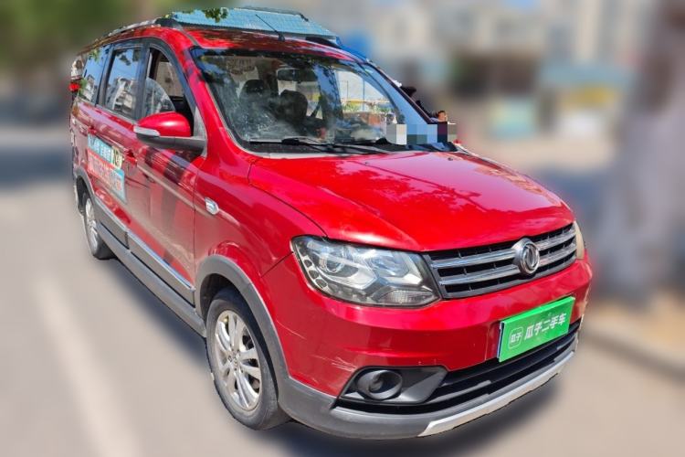 Used Dongfeng Fengon 360 2015 1.5L Manual Luxury 7-Seater China IV Standard Front Right 45 Deg