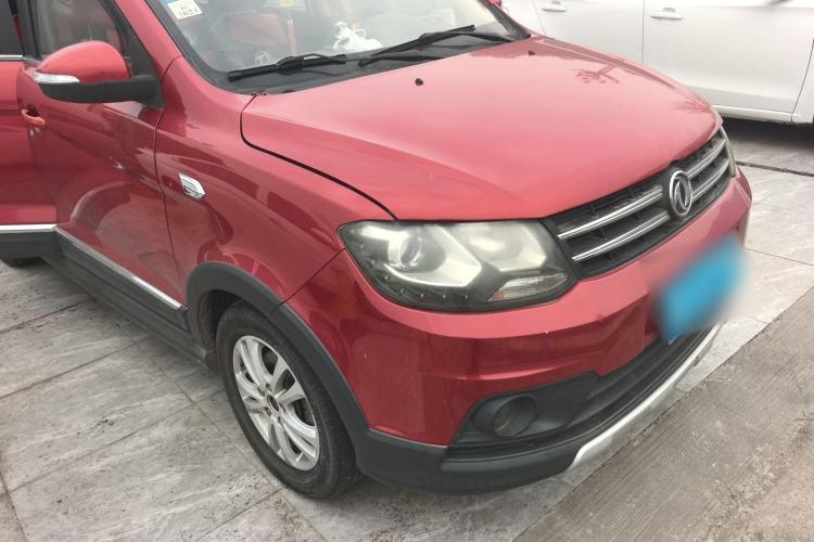 Used Dongfeng Fengon 360 2015 1.5L Manual Luxury 7-Seater China IV Standard Front Right 45 Deg