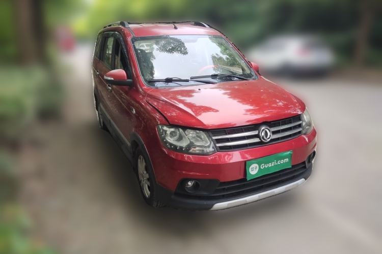 Used Dongfeng Fengon 360 2015 1.5L Manual Luxury 7-Seater China IV Standard Front Right 45 Deg