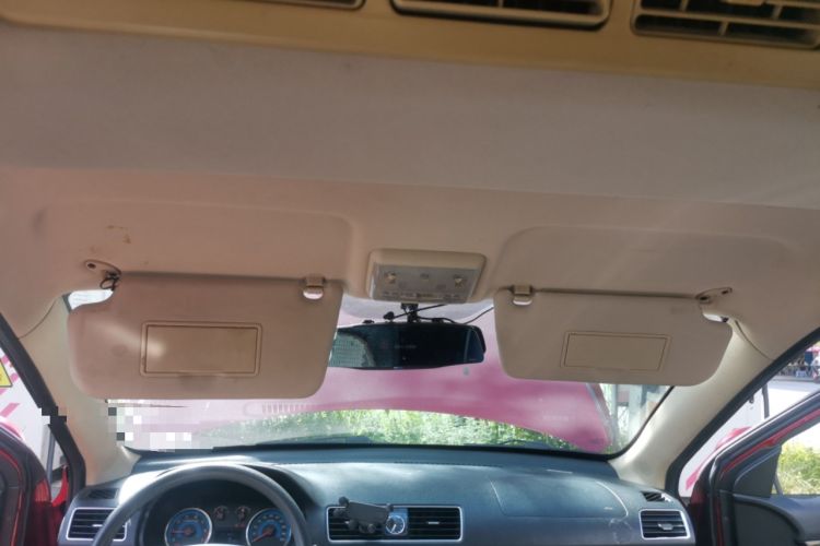 Used Dongfeng Fengon 360 2015 1.5L Manual Comfort 7-Seater China IV Standard Headliner