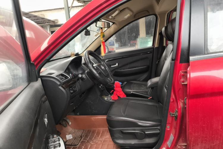 Used Dongfeng Fengon 360 2015 1.5L Manual Luxury 7-Seater China IV Standard Left Front Seat