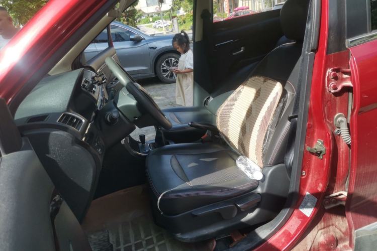 Used Dongfeng Fengon 360 2015 1.5L Manual Comfort 7-Seater China IV Standard Left Front Seat