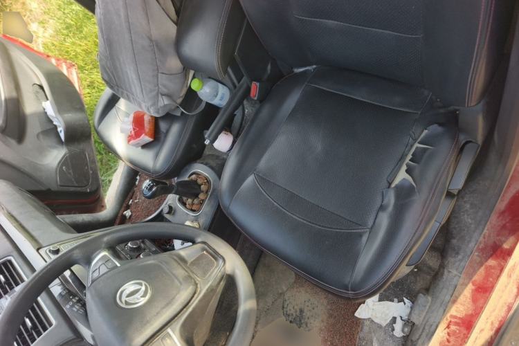 Used Dongfeng Fengon 360 2015 1.5L Manual Comfort 7-Seater China IV Standard Left Front Seat