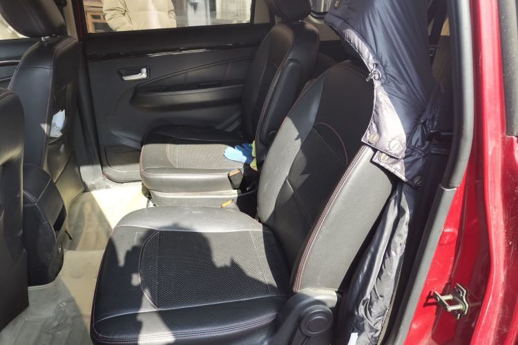 Used Dongfeng Fengon 360 2015 1.5L Manual Luxury 7-Seater China IV Standard Left Rear Seat