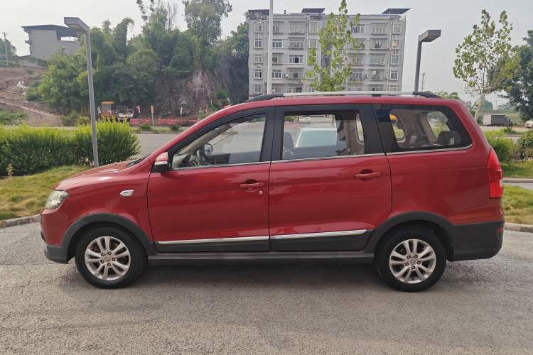 Used Dongfeng Fengon 360 2015 1.5L Manual Luxury 7-Seater China IV Standard Left Side