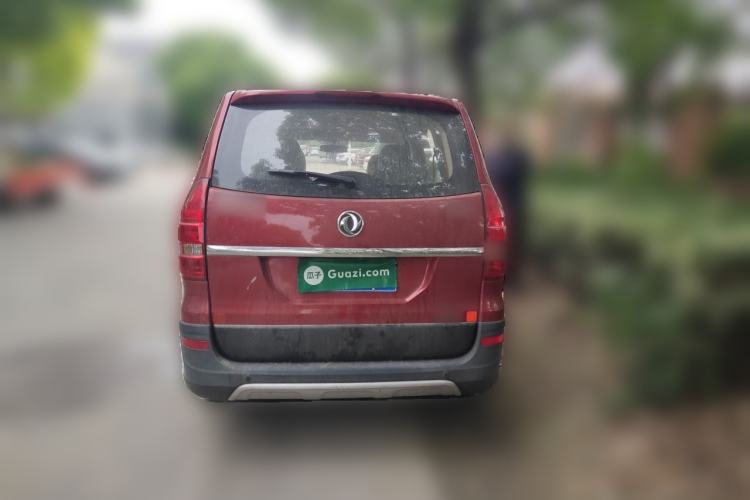 Used Dongfeng Fengon 360 2015 1.5L Manual Luxury 7-Seater China IV Standard Rear