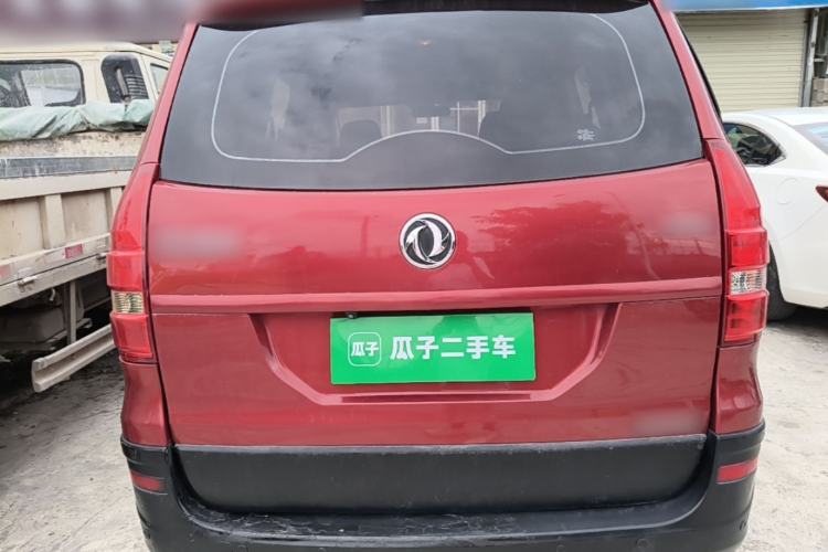 Used Dongfeng Fengon 360 2015 1.5L Manual Comfort 7-Seater China IV Standard Rear