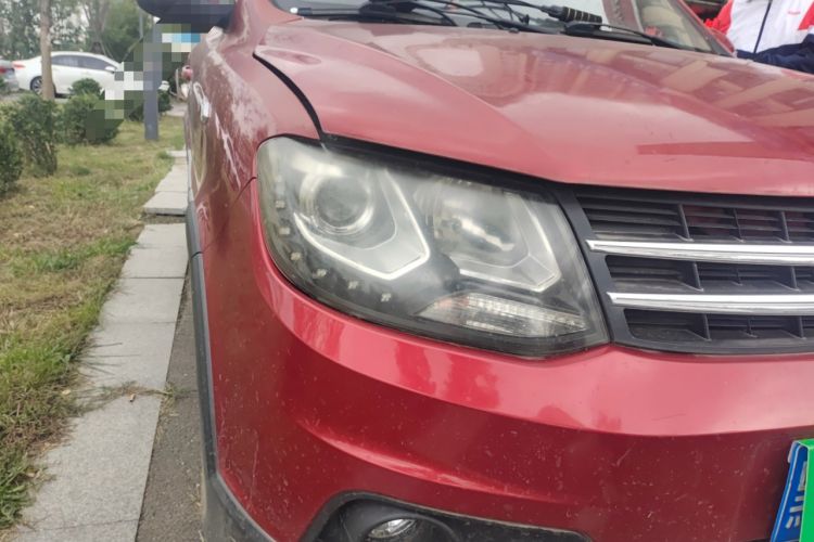 Used Dongfeng Fengon 360 2015 1.5L Manual Luxury 7-Seater China IV Standard Right Front Headlight