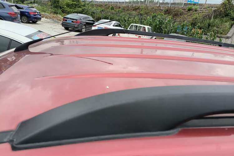 Used Dongfeng Fengon 360 2015 1.5L Manual Comfort 7-Seater China IV Standard Roof