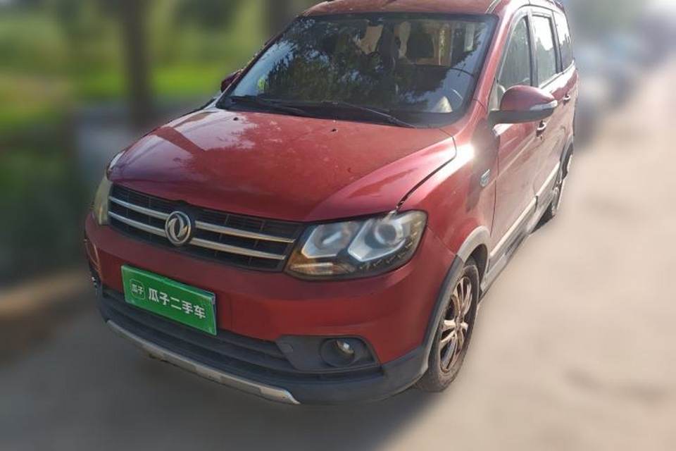 Dongfeng Fengon 360 2015
