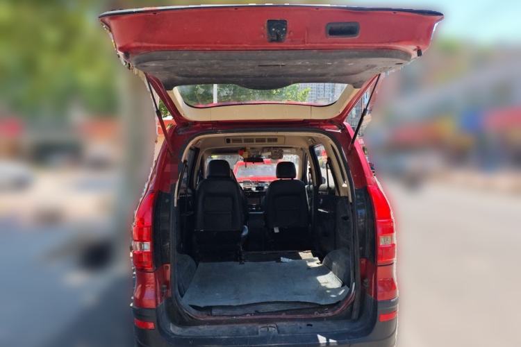 Used Dongfeng Fengon 360 2015 1.5L Manual Luxury 7-Seater China IV Standard Trunk