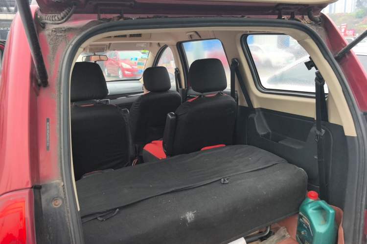 Used Dongfeng Fengon 360 2015 1.5L Manual Luxury 7-Seater China IV Standard Trunk