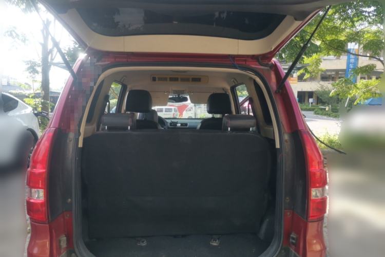 Used Dongfeng Fengon 360 2015 1.5L Manual Comfort 7-Seater China IV Standard Trunk