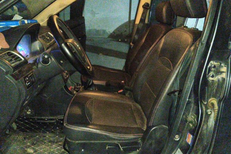 Used Dongfeng Fengon 360 2015 1.5L Manual Luxury 7-Seater China IV Standard Left Front Seat