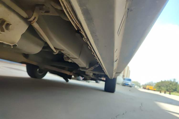 Used Dongfeng Fengon 360 2015 1.5L Manual Comfort II 7-Seater Chassis Rear Right