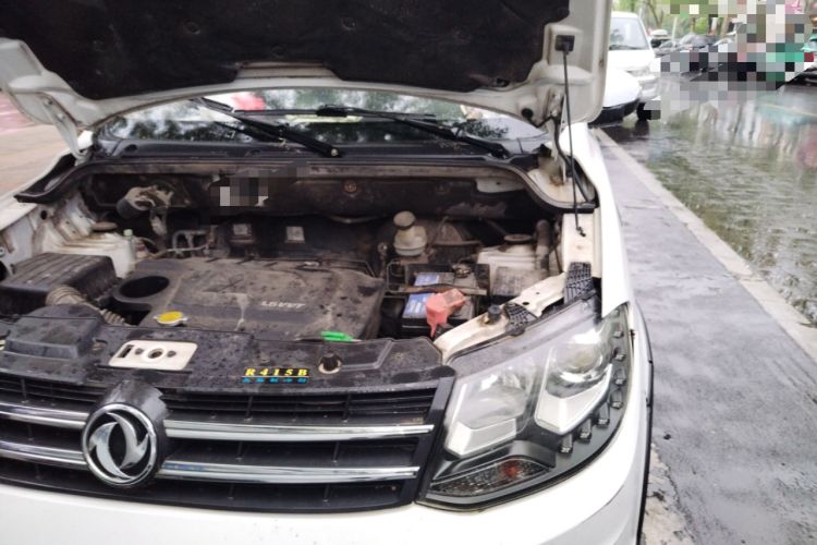 Used Dongfeng Fengon 360 2015 1.5L Manual Luxury 7-Seater China IV Standard Engine Bay Left