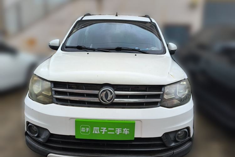 Used Dongfeng Fengon 360 2015 1.5L Manual Luxury 7-Seater China V Emission Standard Front