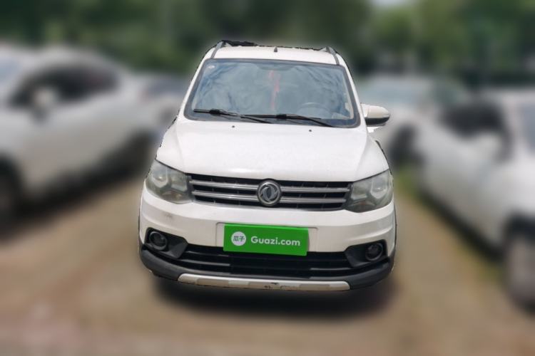 Used Dongfeng Fengon 360 2015 1.5L Manual Luxury 7-Seater China IV Standard Front