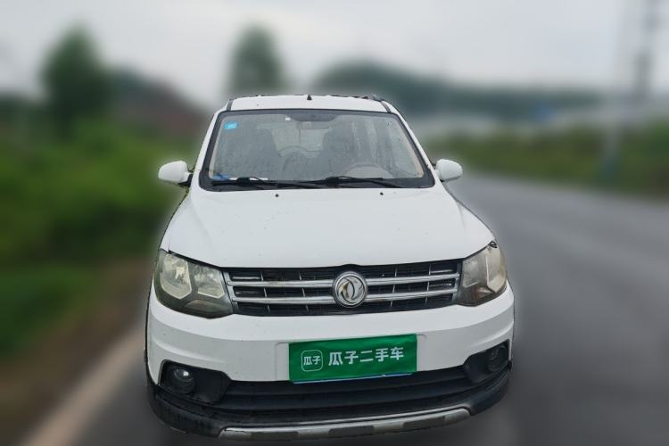 Used Dongfeng Fengon 360 2015 1.5L Manual Comfort 7-Seater National Emission Standard V Front