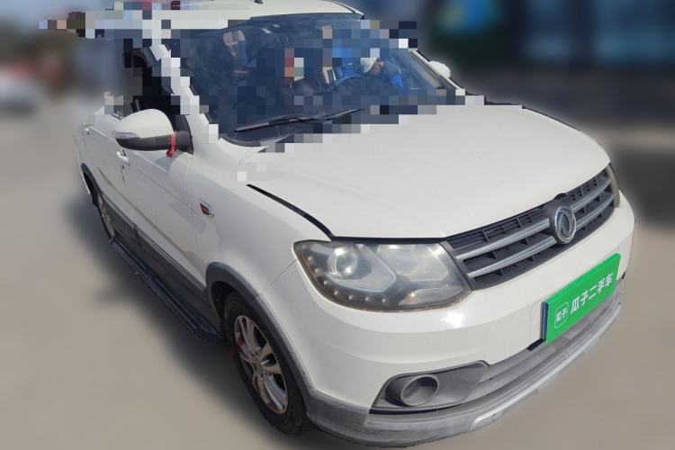 Used Dongfeng Fengon 360 2015 1.5L Manual Luxury 7-Seater China IV Standard Front Right 45 Deg