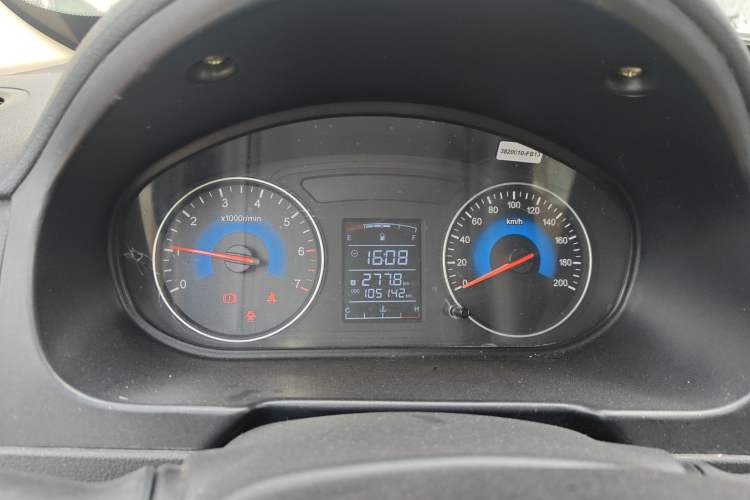 Used Dongfeng Fengon 360 2015 1.5L Manual Comfort II 7-Seater Instrument Cluster