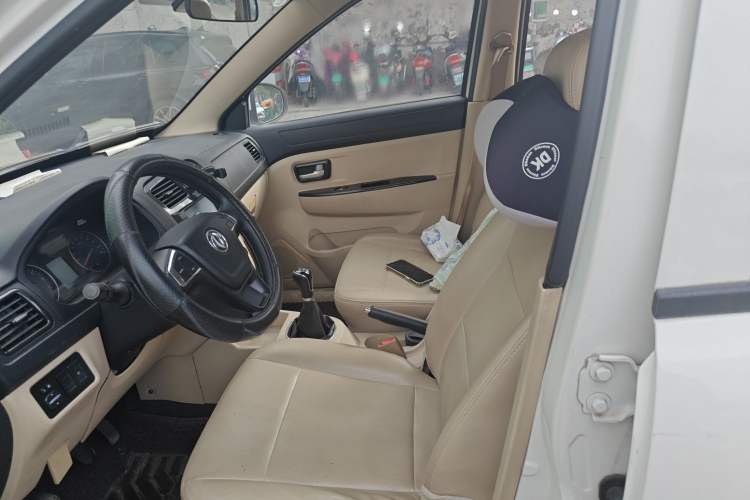 Used Dongfeng Fengon 360 2015 1.5L Manual Comfort II 7-Seater Left Front Seat