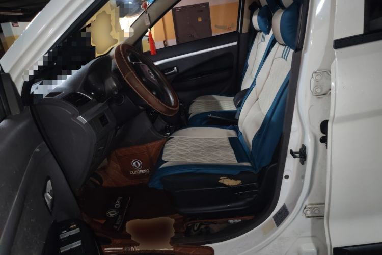 Used Dongfeng Fengon 360 2015 1.5L Manual Comfort 7-Seater National Emission Standard V Left Front Seat