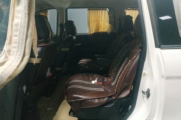 Used Dongfeng Fengon 360 2015 1.5L Manual Luxury 7-Seater China IV Standard Left Rear Seat