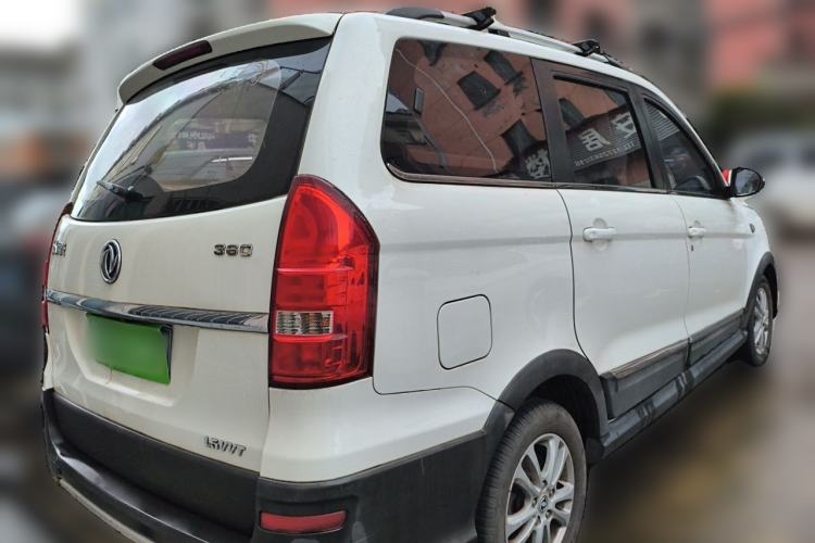Used Dongfeng Fengon 360 2015 1.5L Manual Luxury 7-Seater China V Emission Standard Rear Right 45 Deg
