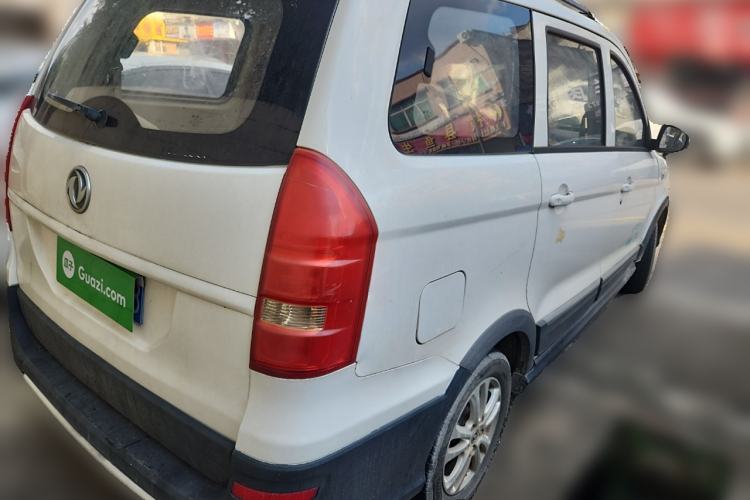 Used Dongfeng Fengon 360 2015 1.5L Manual Comfort II 7-Seater Rear Right 45 Deg