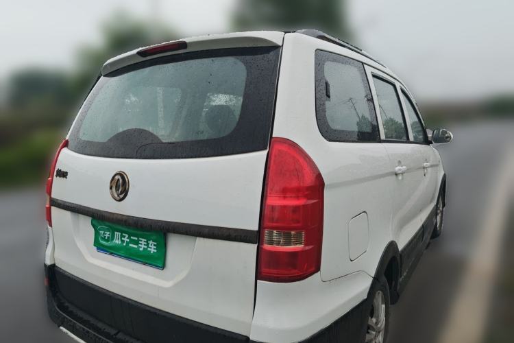 Used Dongfeng Fengon 360 2015 1.5L Manual Comfort 7-Seater National Emission Standard V Rear Right 45 Deg