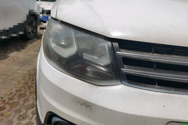 Used Dongfeng Fengon 360 2015 1.5L Manual Luxury 7-Seater China IV Standard Right Front Headlight