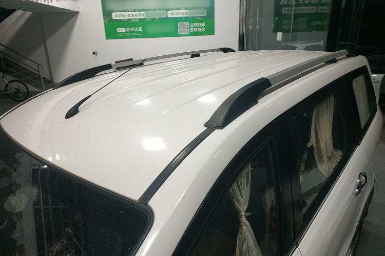 Used Dongfeng Fengon 360 2015 1.5L Manual Luxury 7-Seater China IV Standard Roof