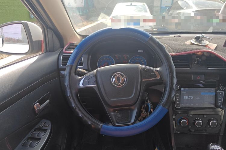 Used Dongfeng Fengon 360 2015 1.5L Manual Luxury 7-Seater China IV Standard Steering Wheel