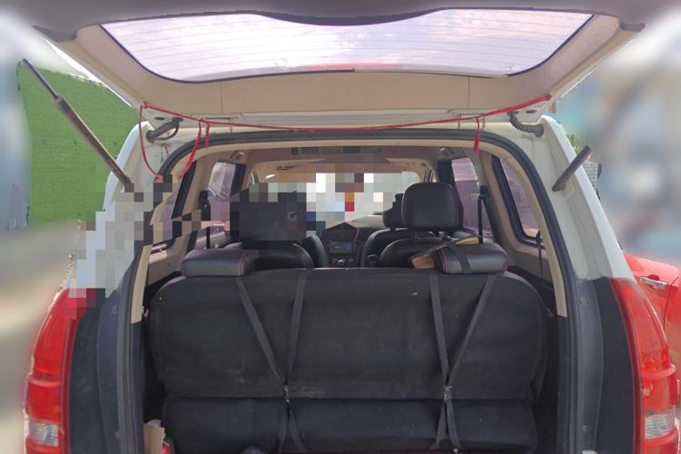 Used Dongfeng Fengon 360 2015 1.5L Manual Luxury 7-Seater China IV Standard Trunk