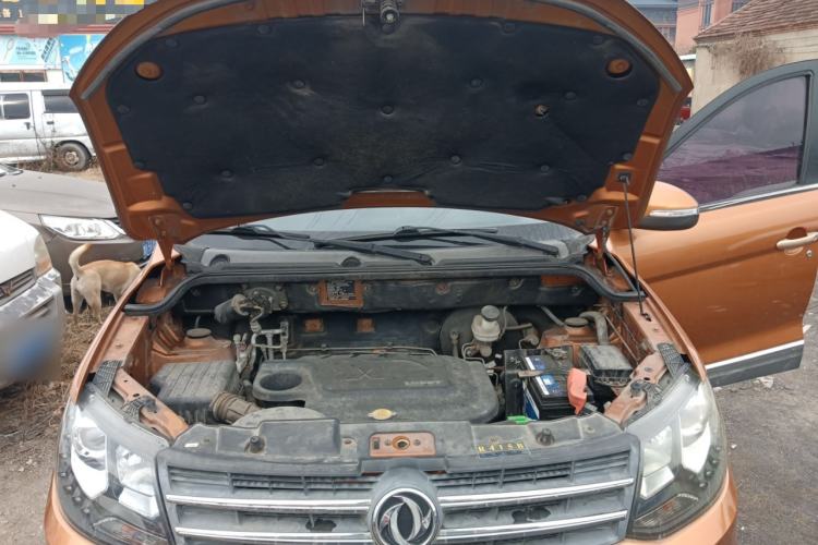 Used Dongfeng Fengon 360 2015 1.5L Manual Luxury 7-Seater China IV Standard Engine Bay