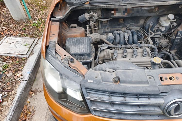 Used Dongfeng Fengon 360 2015 1.5L Manual Comfort II 7-Seater Engine Bay Right