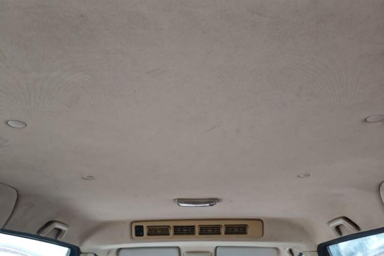 Used Dongfeng Fengon 360 2015 1.5L Manual Luxury 7-Seater China IV Standard Headliner