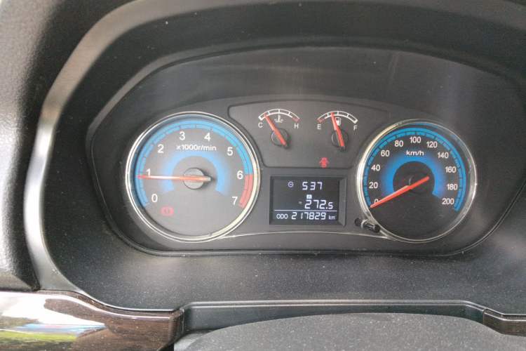 Used Dongfeng Fengon 360 2015 1.5L Manual Luxury 7-Seater China V Emission Standard Instrument Cluster
