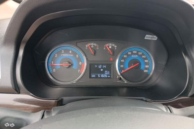 Used Dongfeng Fengon 360 2015 1.5L Manual Luxury 7-Seater China IV Standard Instrument Cluster