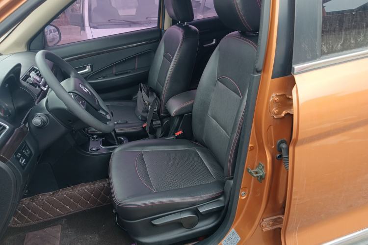 Used Dongfeng Fengon 360 2015 1.5L Manual Luxury 7-Seater China IV Standard Left Front Seat