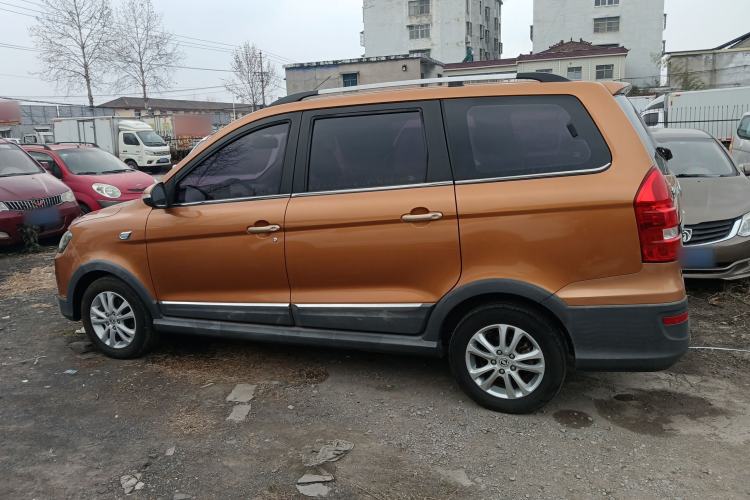 Used Dongfeng Fengon 360 2015 1.5L Manual Luxury 7-Seater China IV Standard Left Side